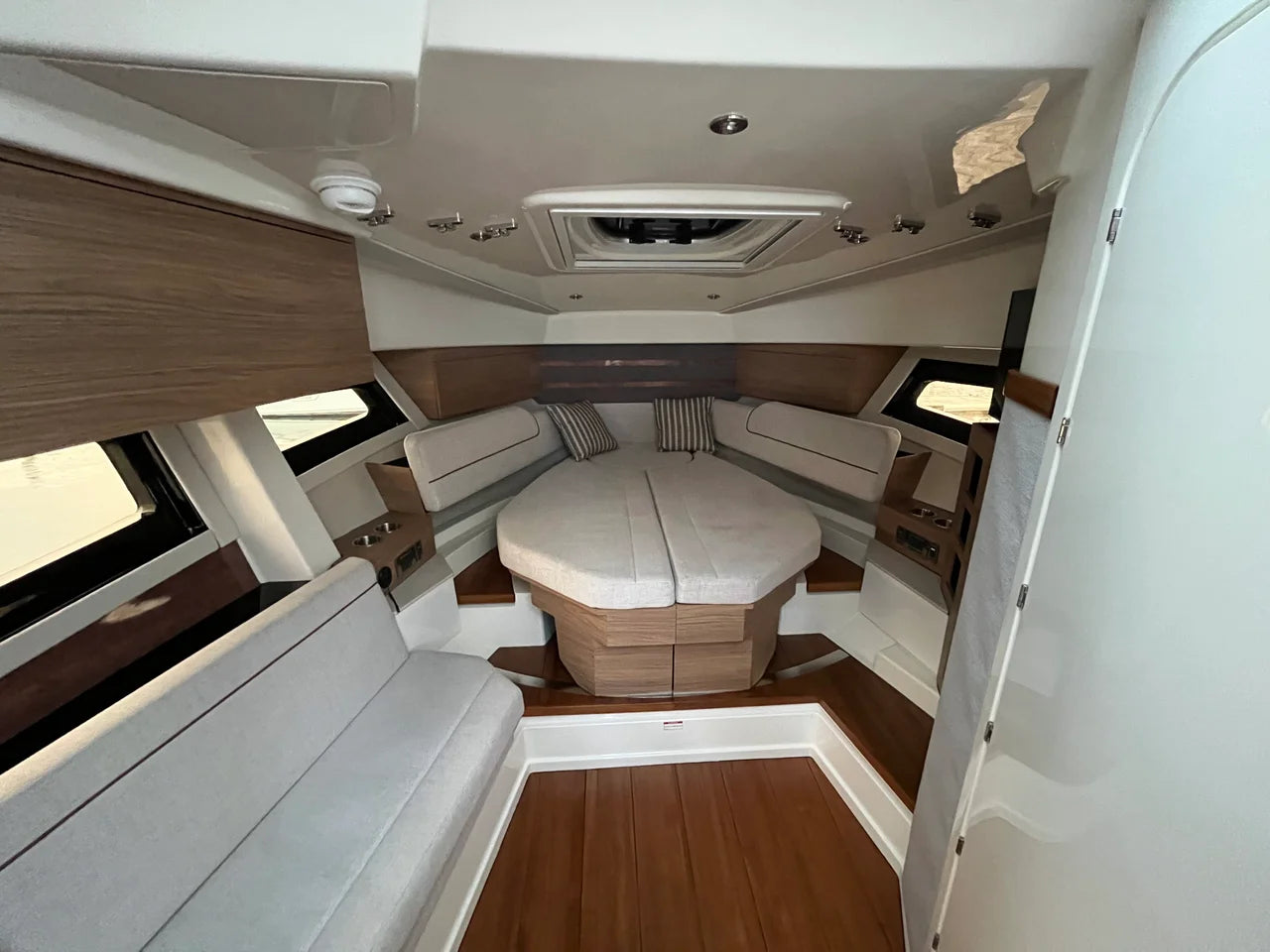 2026 Boston Whaler 365 Conquest 36.0 feet, Clearwater, Florida #48