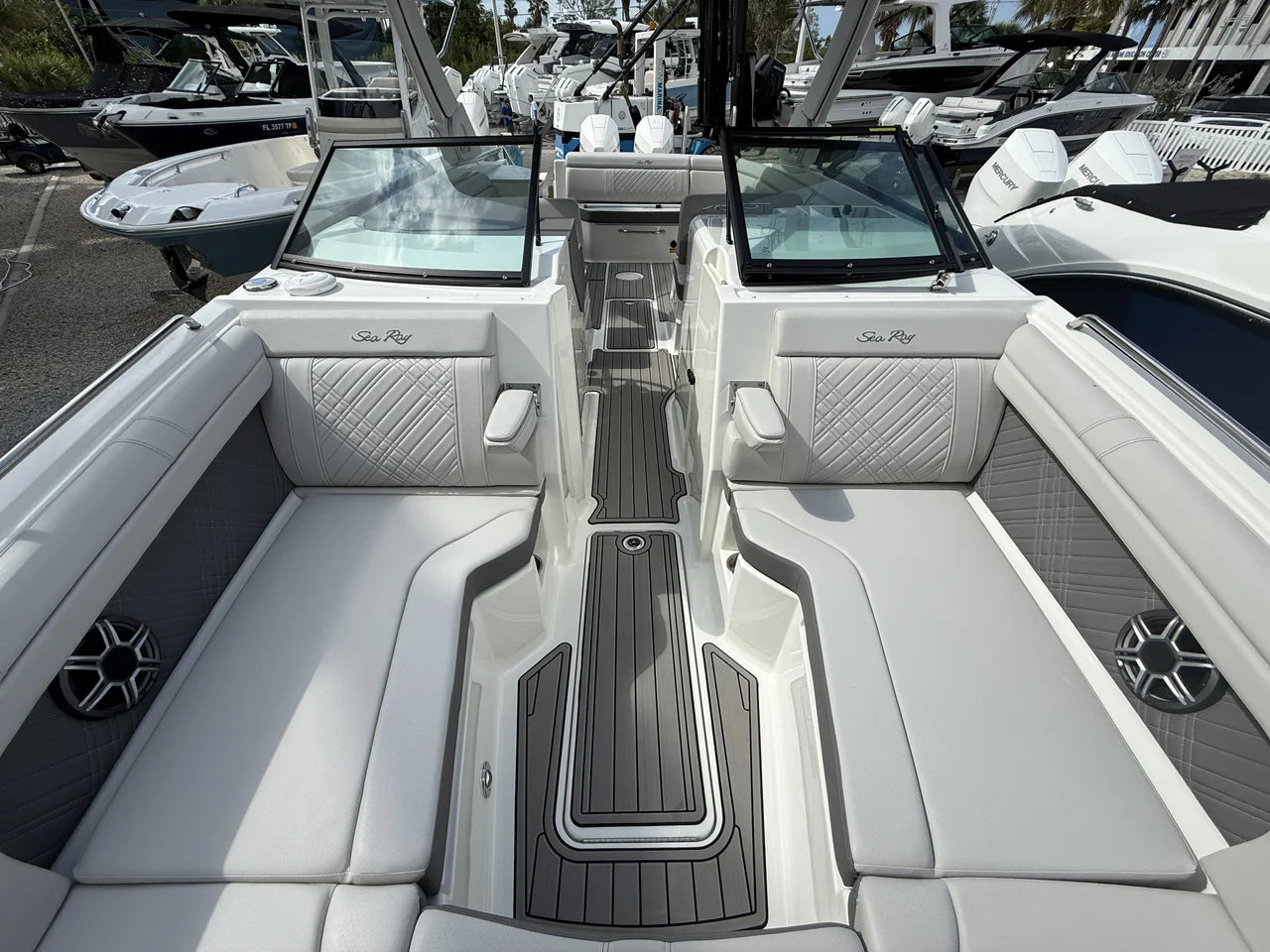 2026 Sea Ray SDX 290 Outboard 29.0 feet, Clearwater, Florida #6