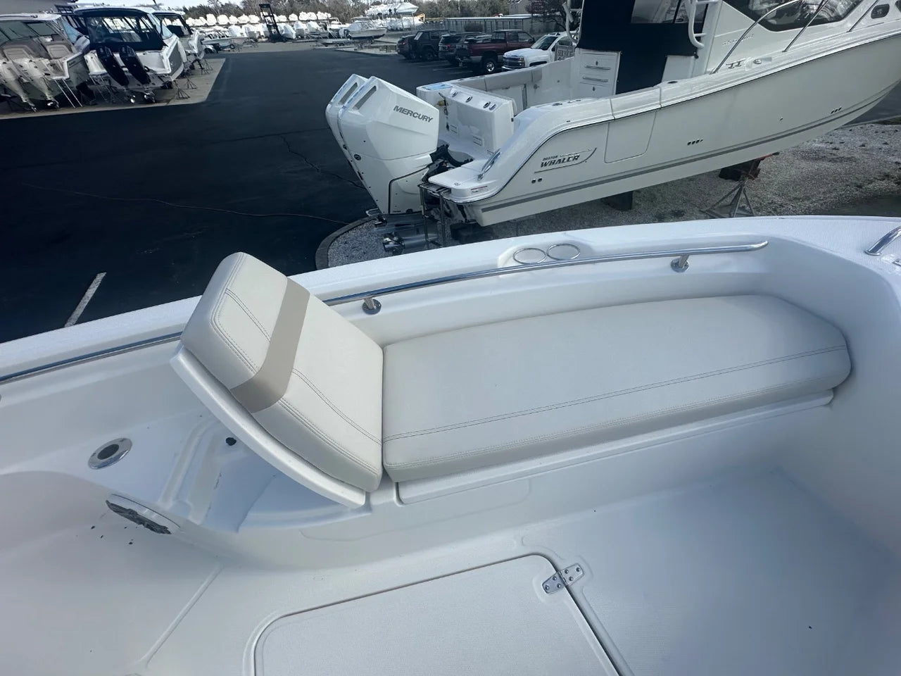 2026 Boston Whaler 280 Dauntless 28.0 feet, Clearwater, Florida #17