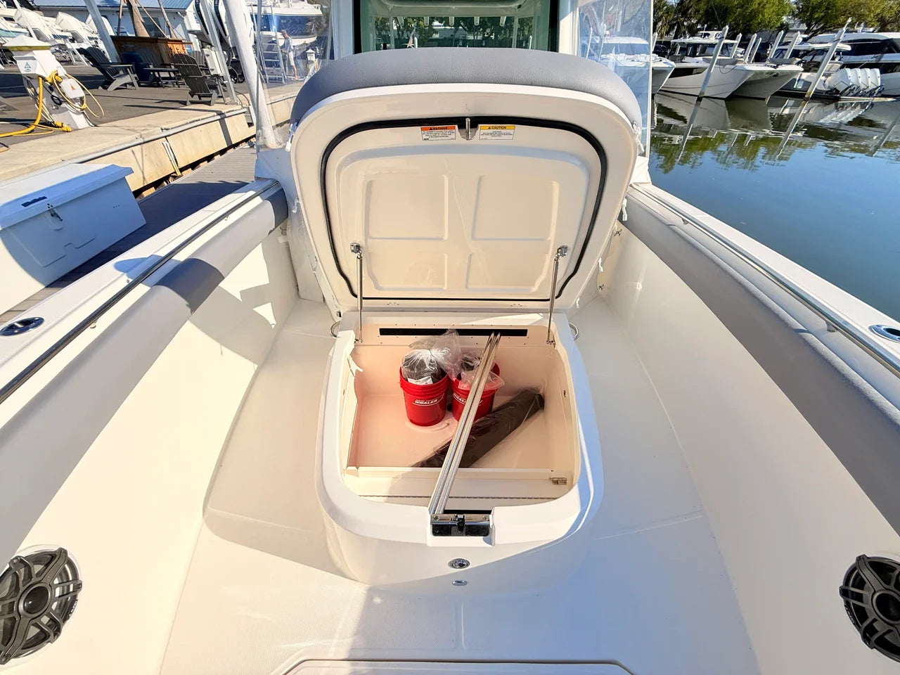 2026 Boston Whaler 330 Outrage 33.0 feet, Clearwater, Florida #26