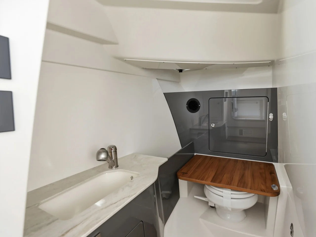 2026 Boston Whaler 330 Vantage 33.0 feet, Clearwater, Florida #22