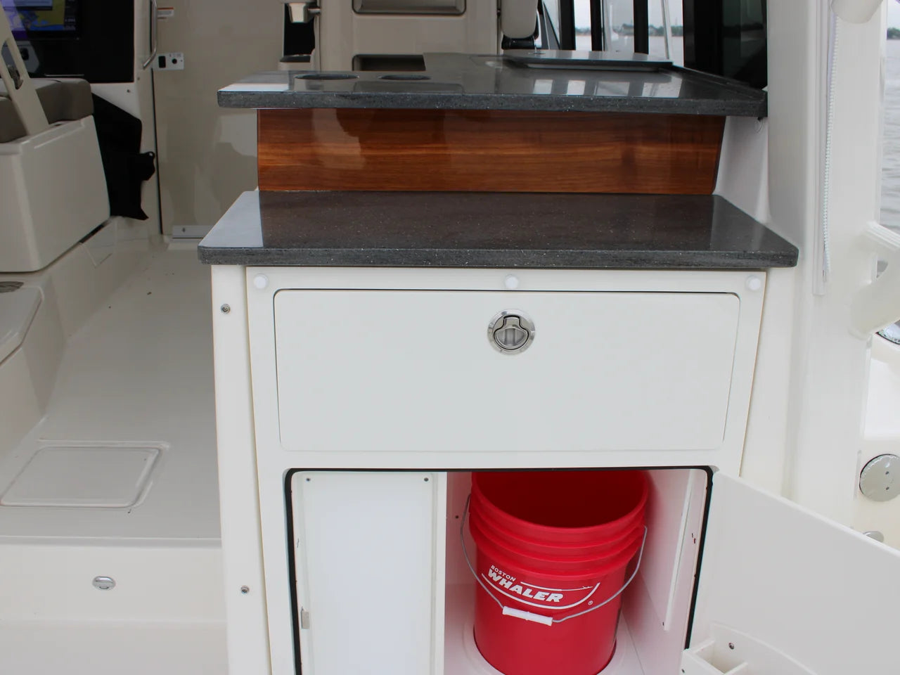 2025 Boston Whaler 365 Conquest 36.0 feet, Clearwater, Florida #55