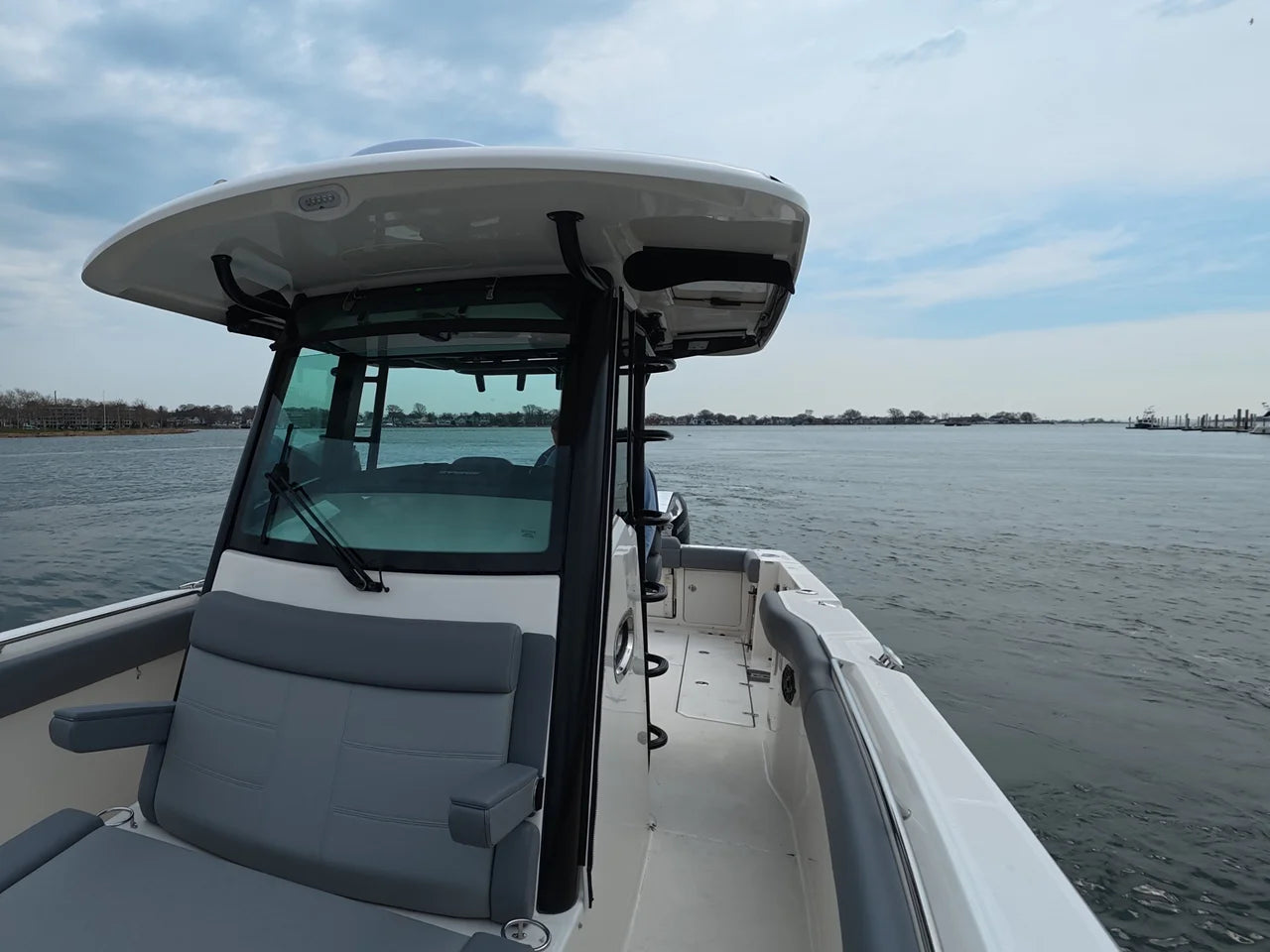 2026 Boston Whaler 330 Outrage 33.0 feet, Clearwater, Florida #28