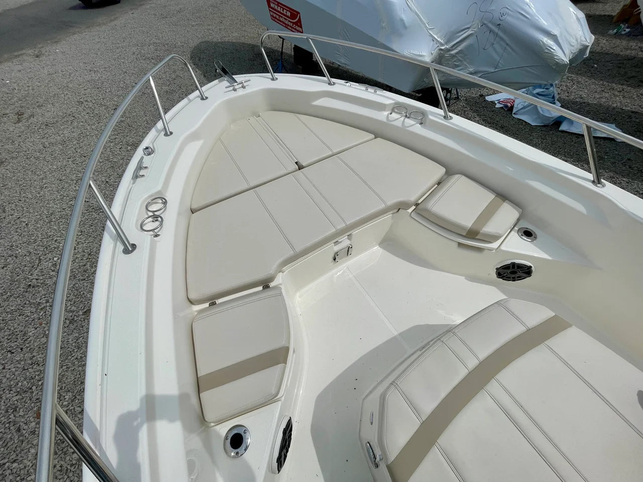 2026 Boston Whaler 250 Dauntless 25.0 feet, Clearwater, Florida #10