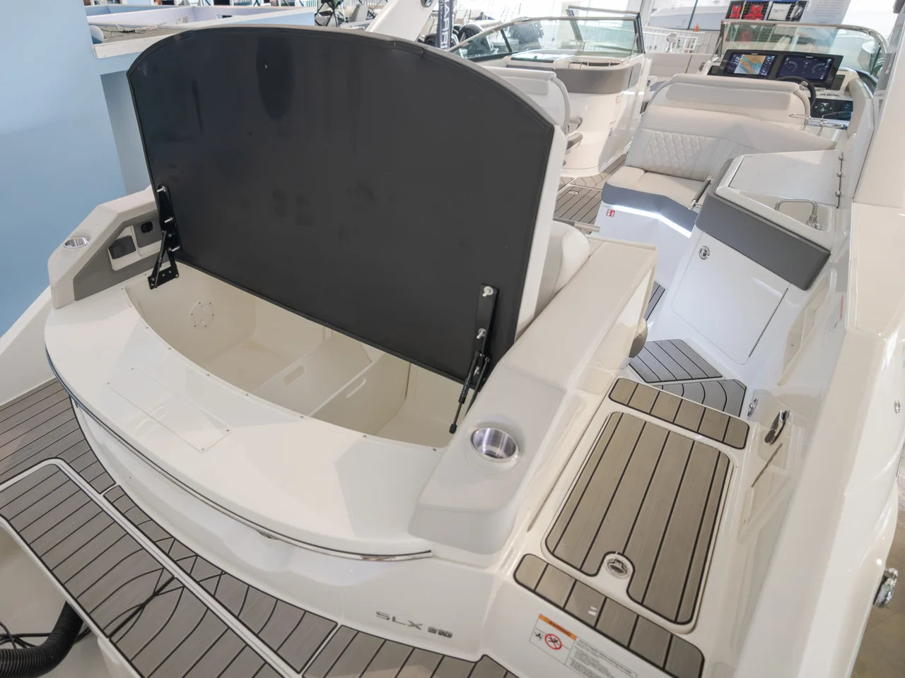 2026 Sea Ray SLX 310 Outboard 31.0 feet, Clearwater, Florida #38