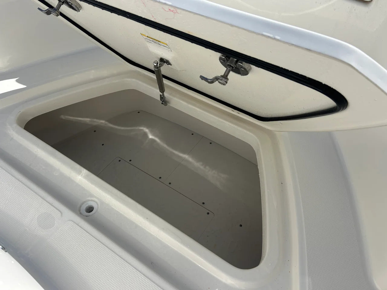 2026 Boston Whaler 330 Outrage 33.0 feet, Clearwater, Florida #42