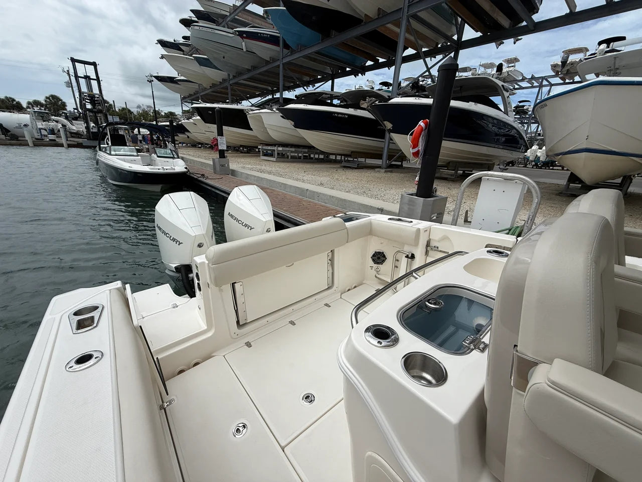 2026 Boston Whaler 280 Outrage 28.0 feet, Clearwater, Florida #15