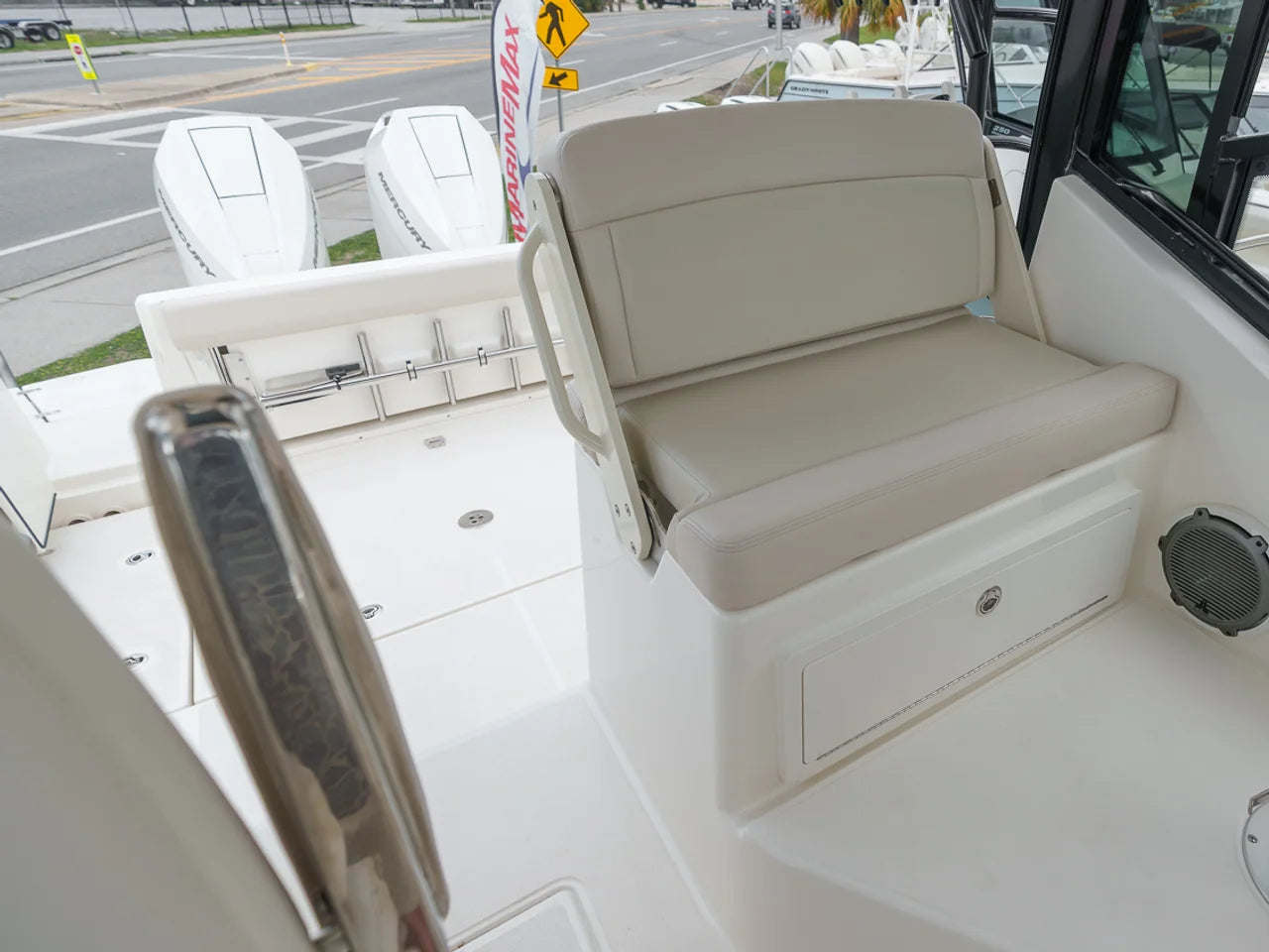 2026 Boston Whaler 325 Conquest 32.0 feet, Clearwater, Florida #46