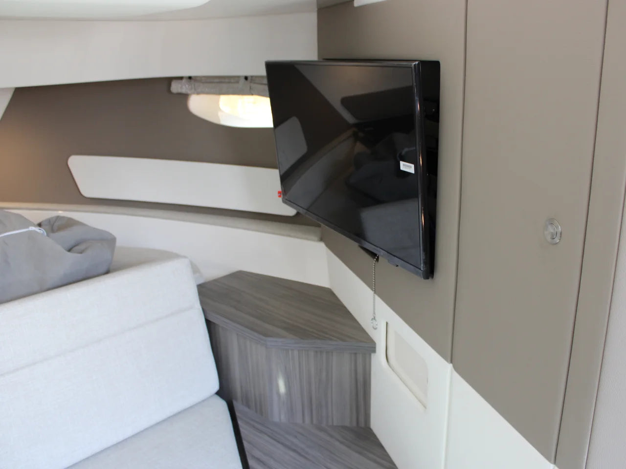 2026 Sea Ray Sundancer 370 Outboard 37.0 feet, Clearwater, Florida #17