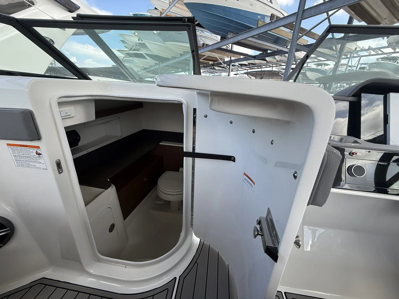 2026 Sea Ray SDX 290 Outboard 29.0 feet, Clearwater, Florida #11