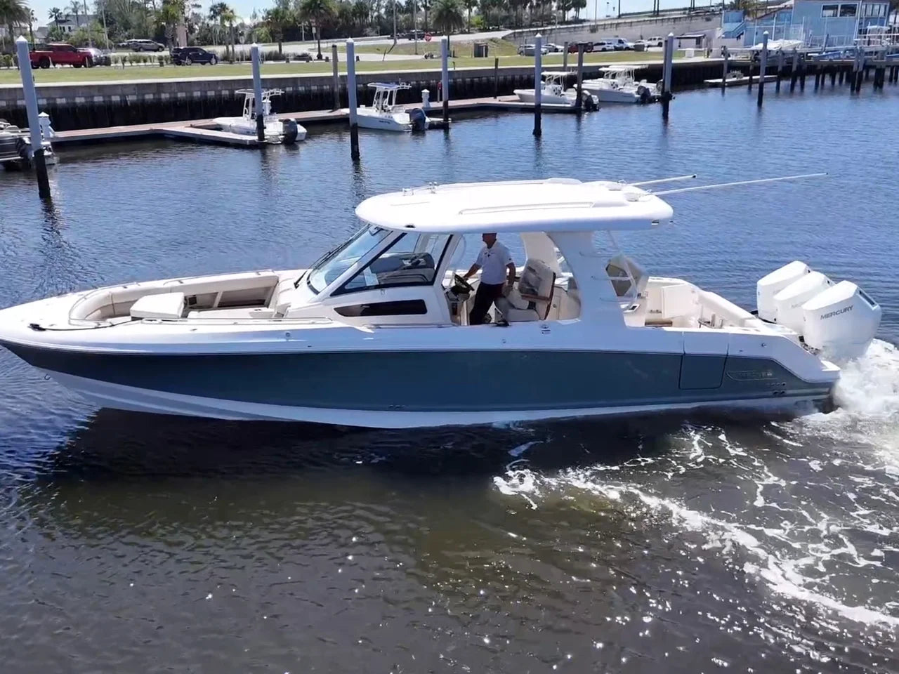 2026 Boston Whaler 350 Realm 35.0 feet, Clearwater, Florida #1