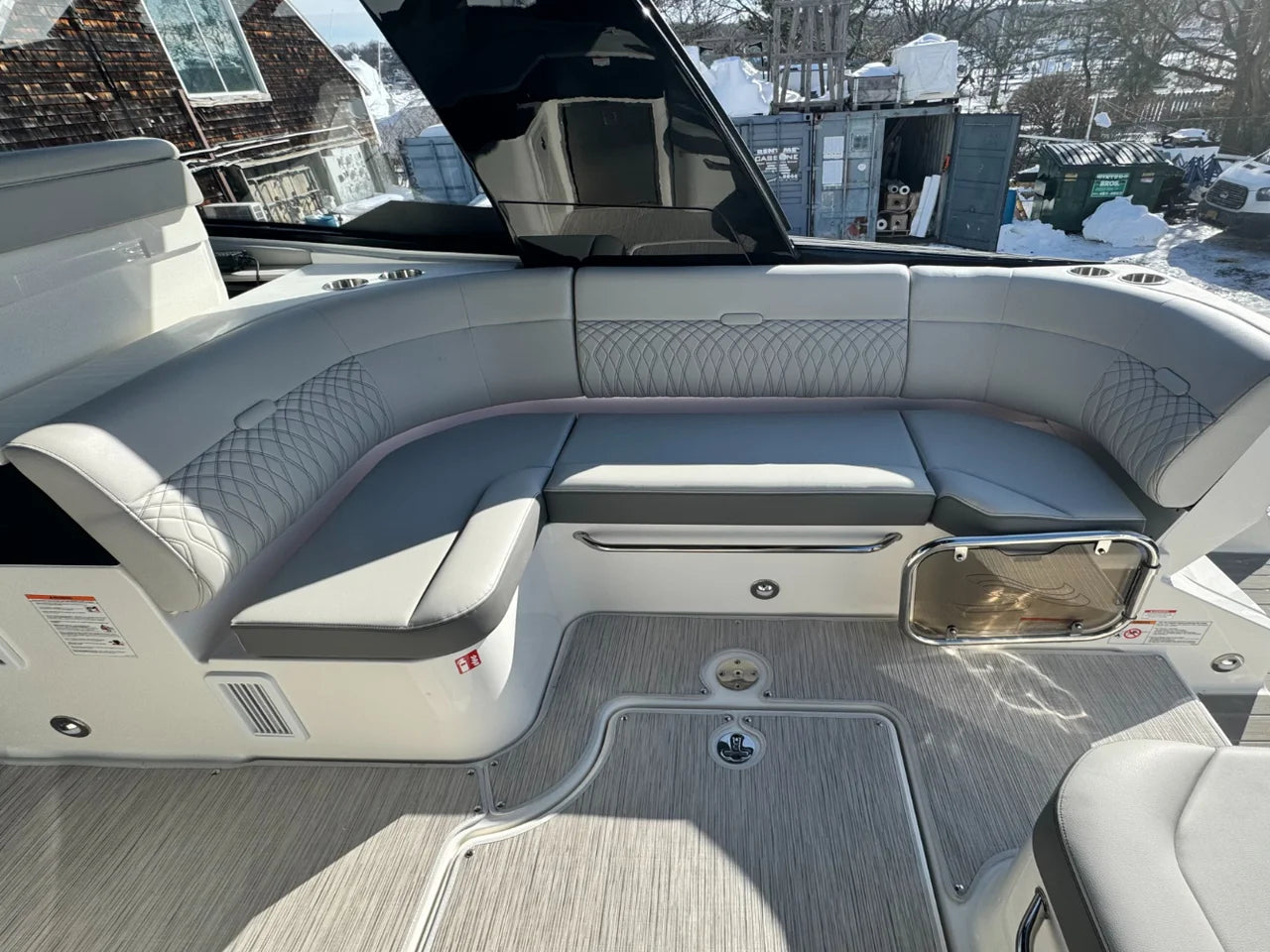 2026 Sea Ray Sundancer 370 Outboard 37.0 feet, Clearwater, Florida #7