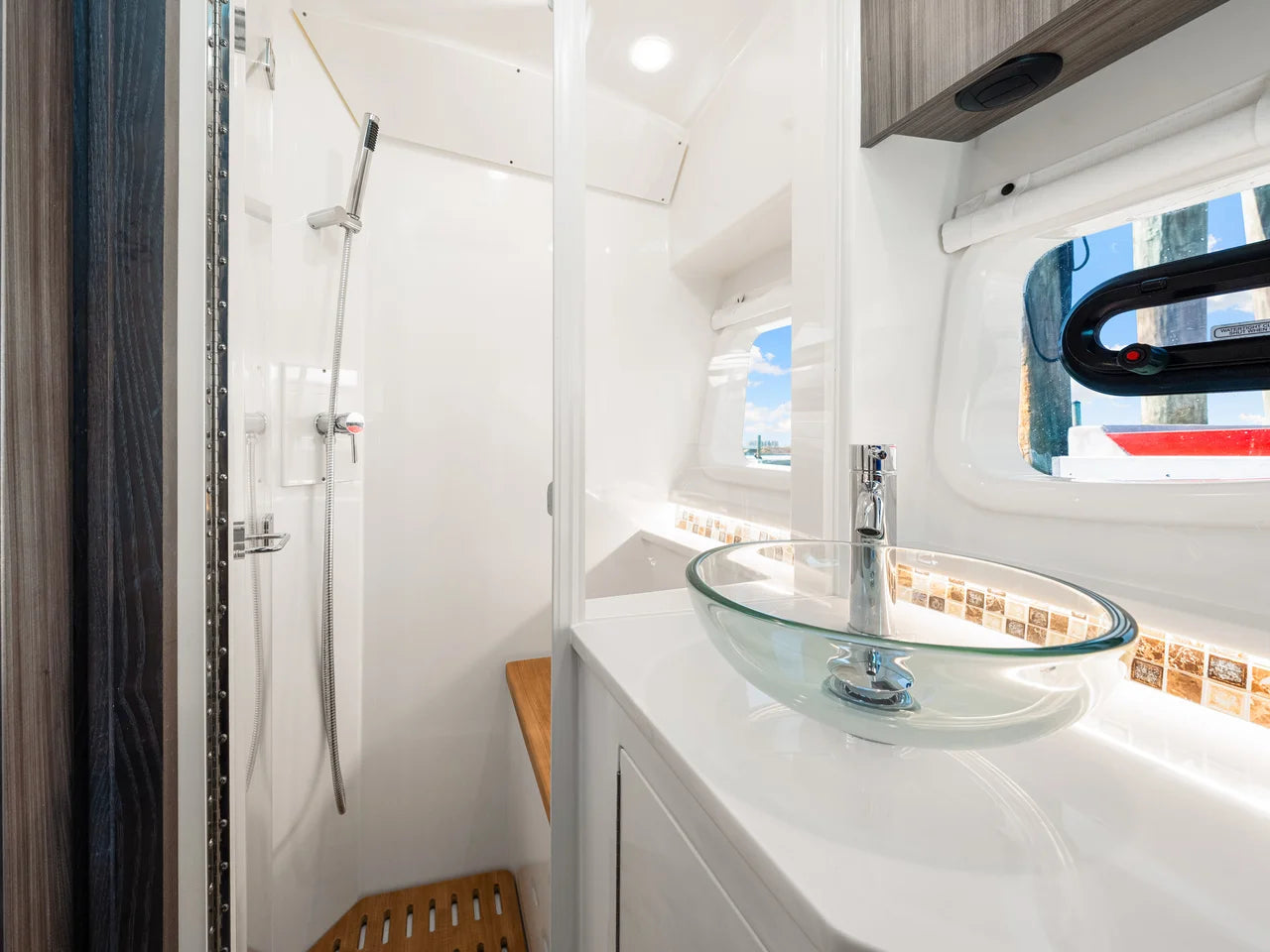 2026 Sea Ray Sundancer 370 Outboard 37.0 feet, Clearwater, Florida #87