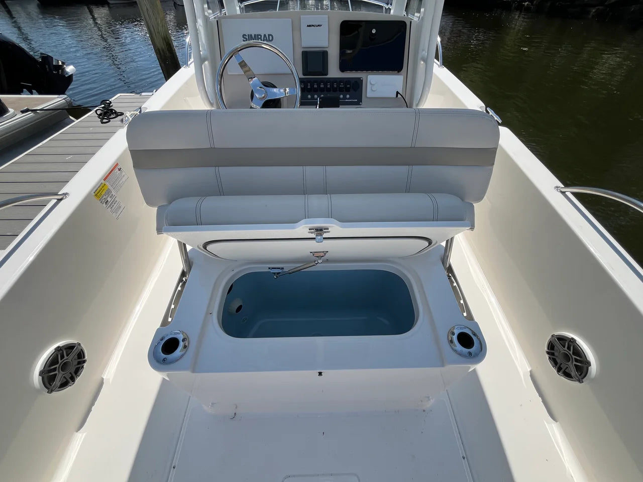 2026 Boston Whaler 250 Dauntless 25.0 feet, Clearwater, Florida #9