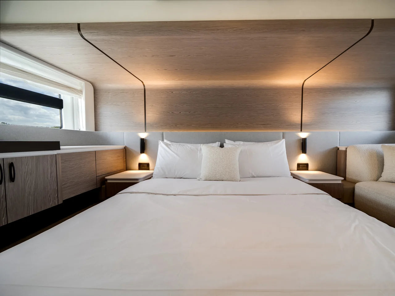 2026 Azimut Fly 53 53.0 feet, Clearwater, Florida #40