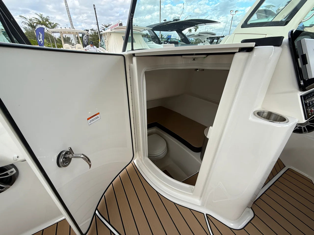 2026 Sea Ray SDX 270 Outboard 27.0 feet, Clearwater, Florida #28