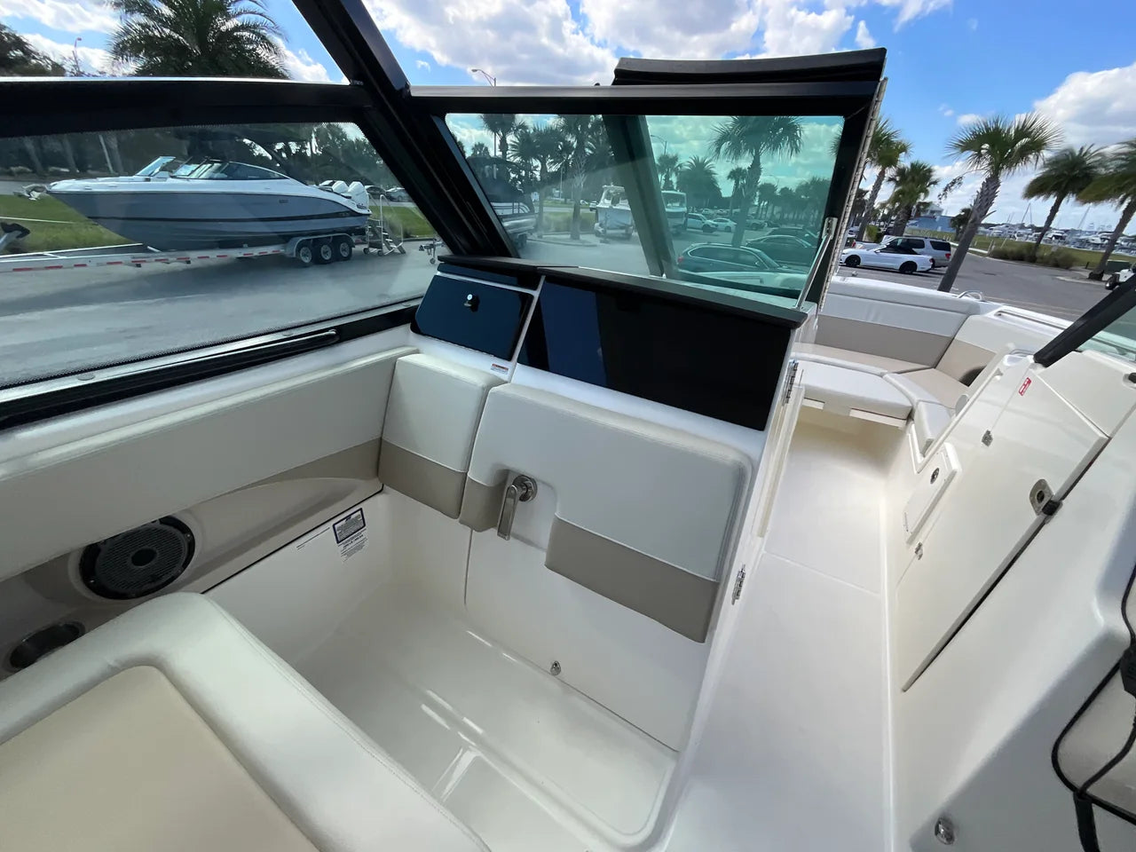 2026 Boston Whaler 280 Vantage 28.0 feet, Clearwater, Florida #10