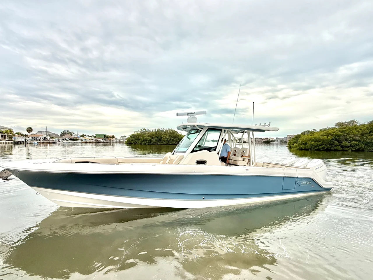 2026 Boston Whaler 360 Outrage 36.0 feet, Clearwater, Florida #4
