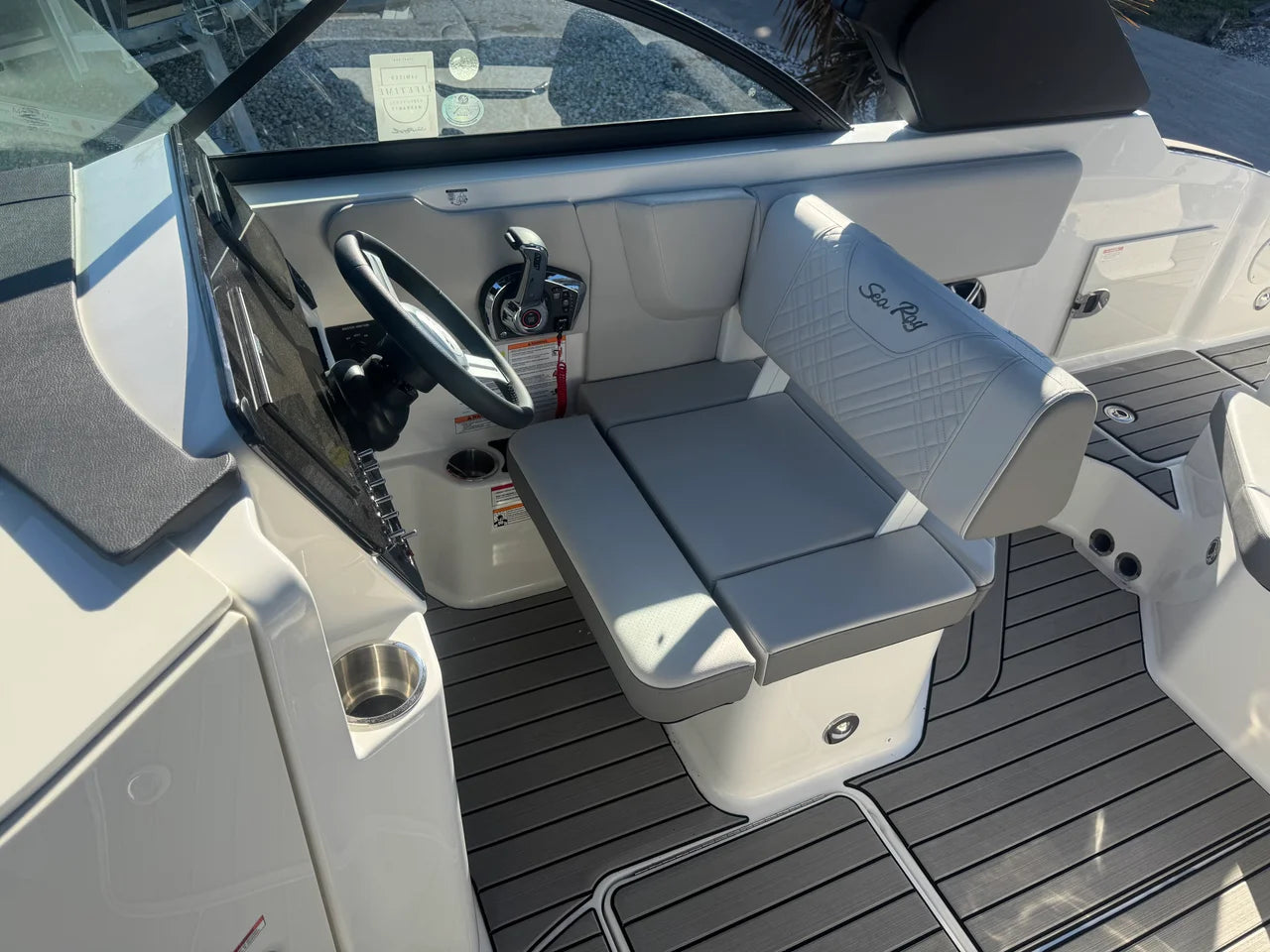 2026 Sea Ray SDX 230 Outboard 23.0 feet, Clearwater, Florida #9