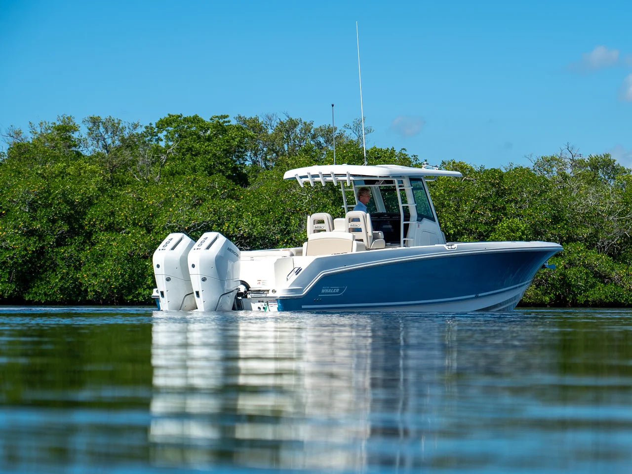 2026 Boston Whaler 330 Outrage 33.0 feet, Clearwater, Florida #34