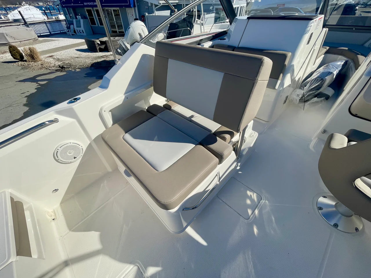 2026 Boston Whaler 210 Vantage 21.0 feet, Clearwater, Florida #6
