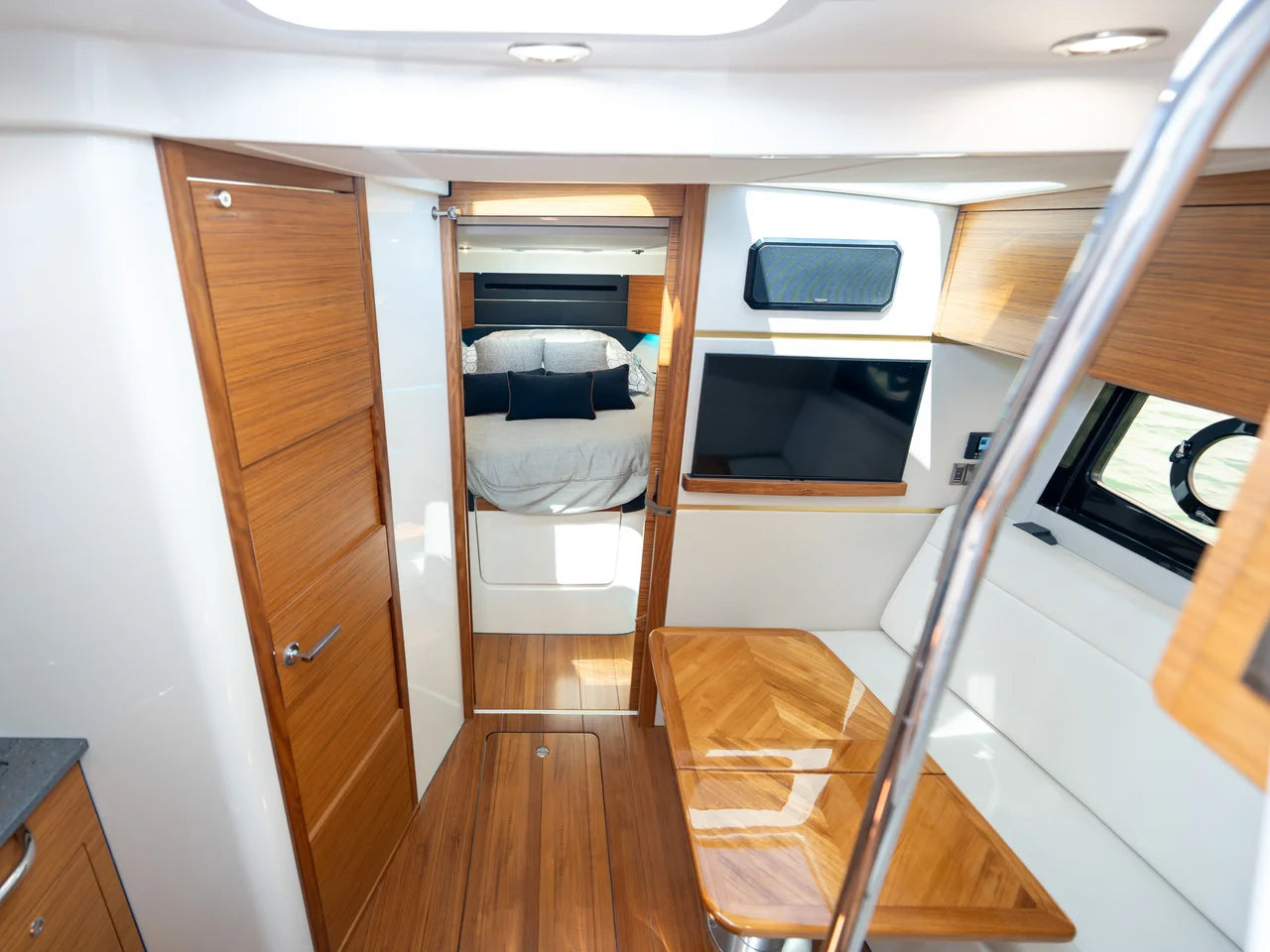 2026 Boston Whaler 405 Conquest 40.0 feet, Clearwater, Florida #45