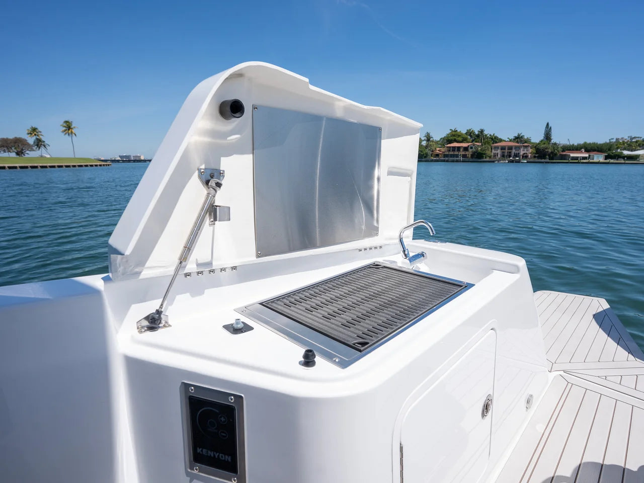 2026 Cruisers Yachts 38 VTR EC 38.0 feet, Clearwater, Florida #19
