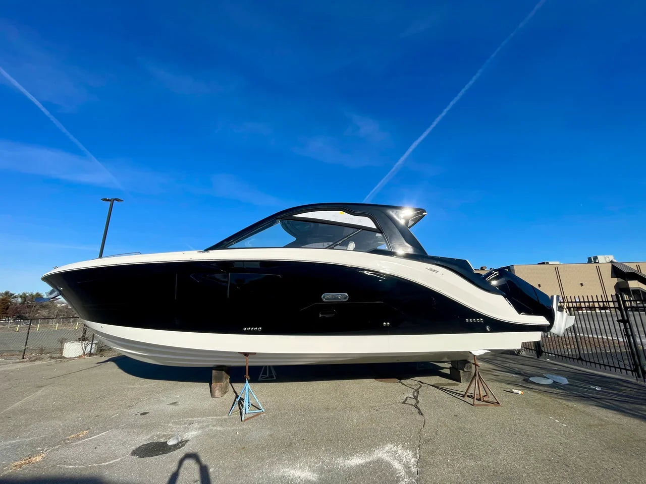 2026 Sea Ray Sundancer 370 Outboard 37.0 feet, Clearwater, Florida #1