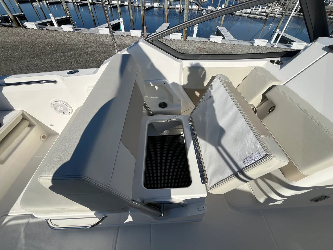 2026 Boston Whaler 210 Vantage 21.0 feet, Clearwater, Florida #8
