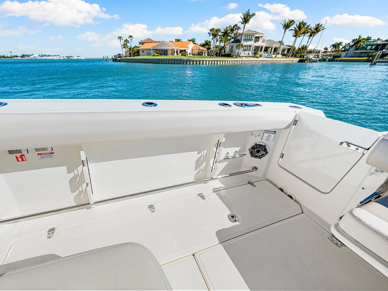 2026 Boston Whaler 330 Outrage 33.0 feet, Clearwater, Florida #10