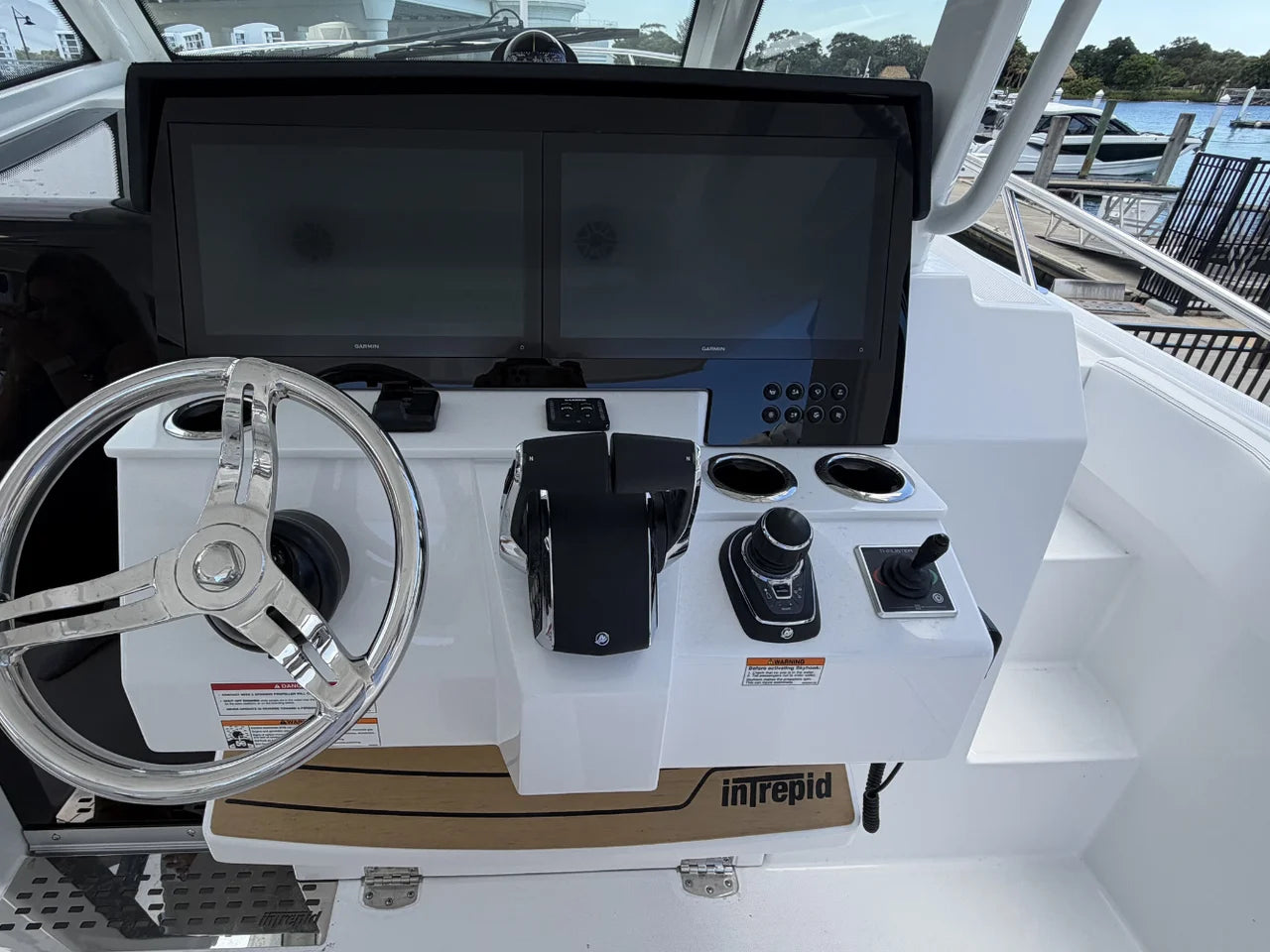 2026 Intrepid 35 VALOR 37.0 feet, Clearwater, Florida #9