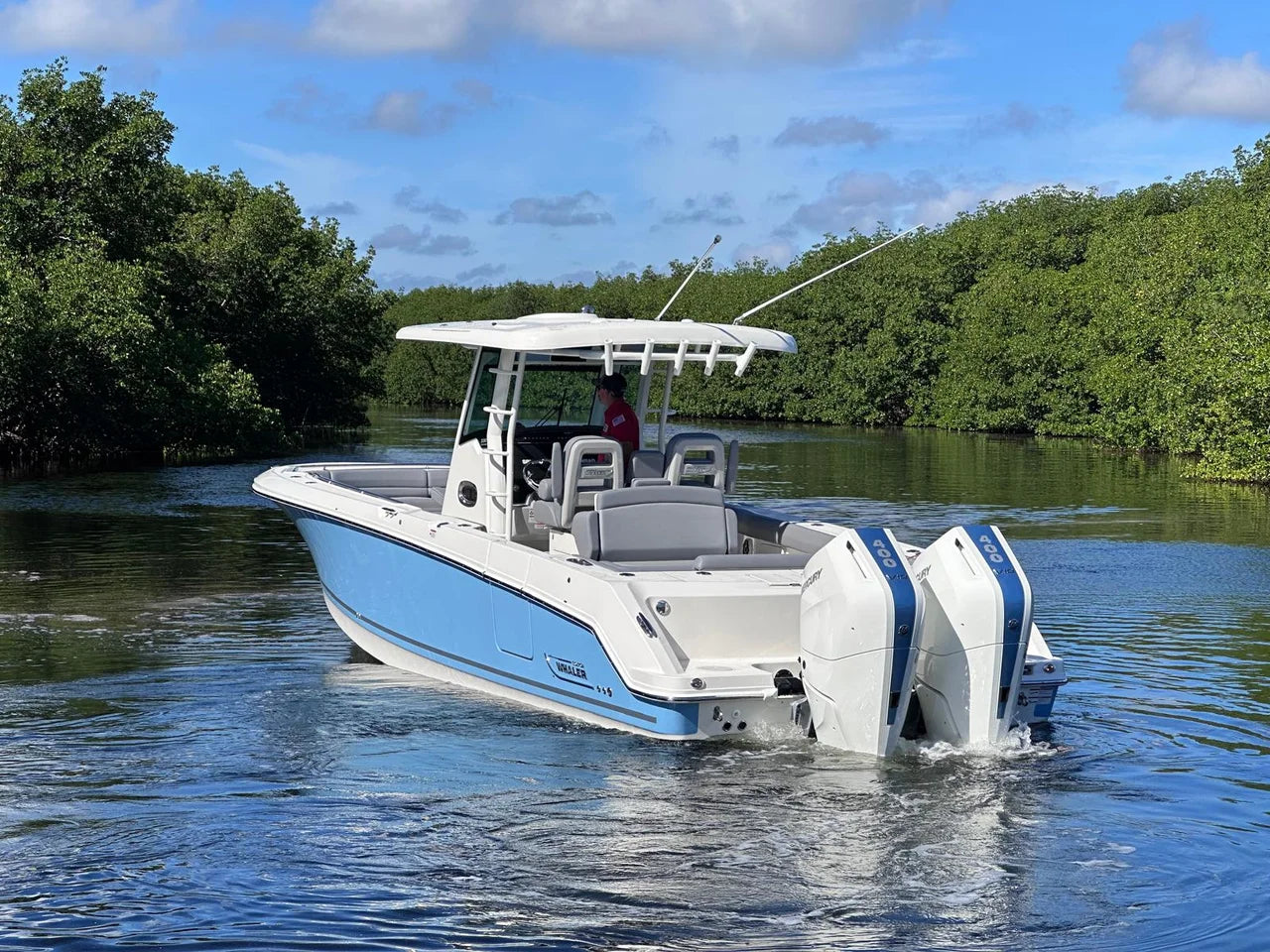 2026 Boston Whaler 330 Outrage 33.0 feet, Clearwater, Florida #13