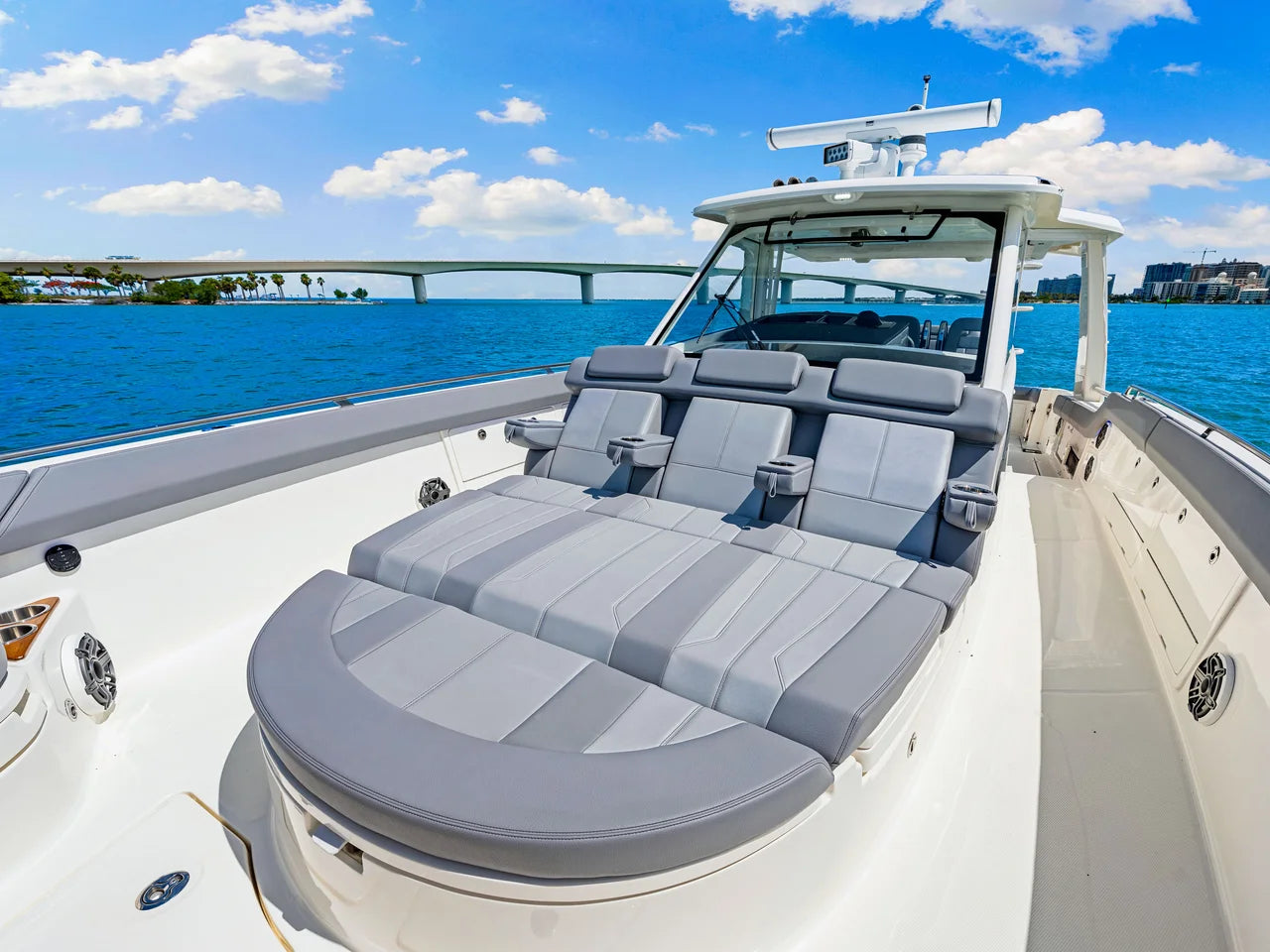 2025 Boston Whaler 420 Outrage 42.0 feet, Clearwater, Florida #25