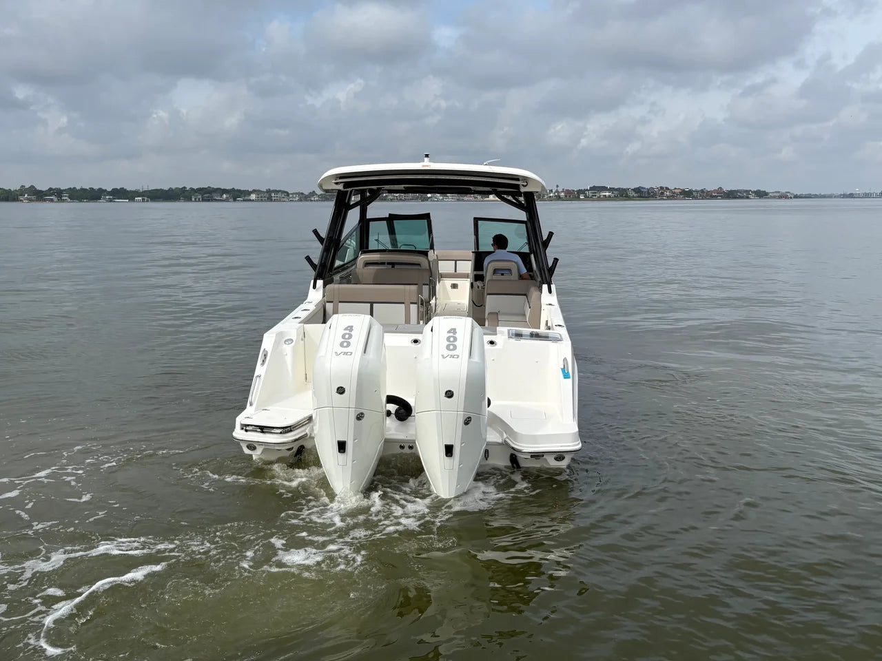 2025 Boston Whaler 330 Vantage 33.0 feet, Clearwater, Florida #5