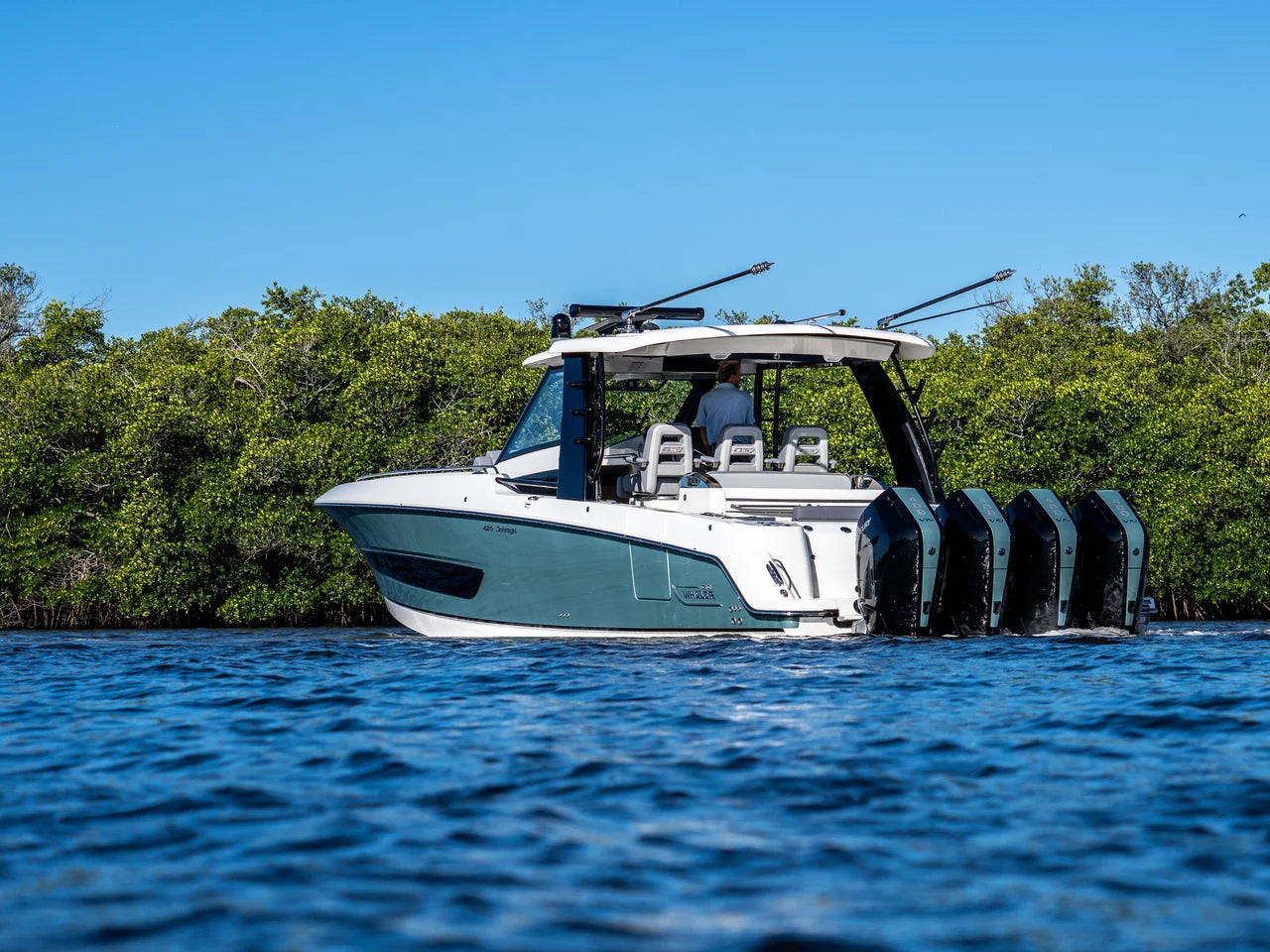 2026 Boston Whaler 420 Outrage 42.0 feet, Clearwater, Florida #45