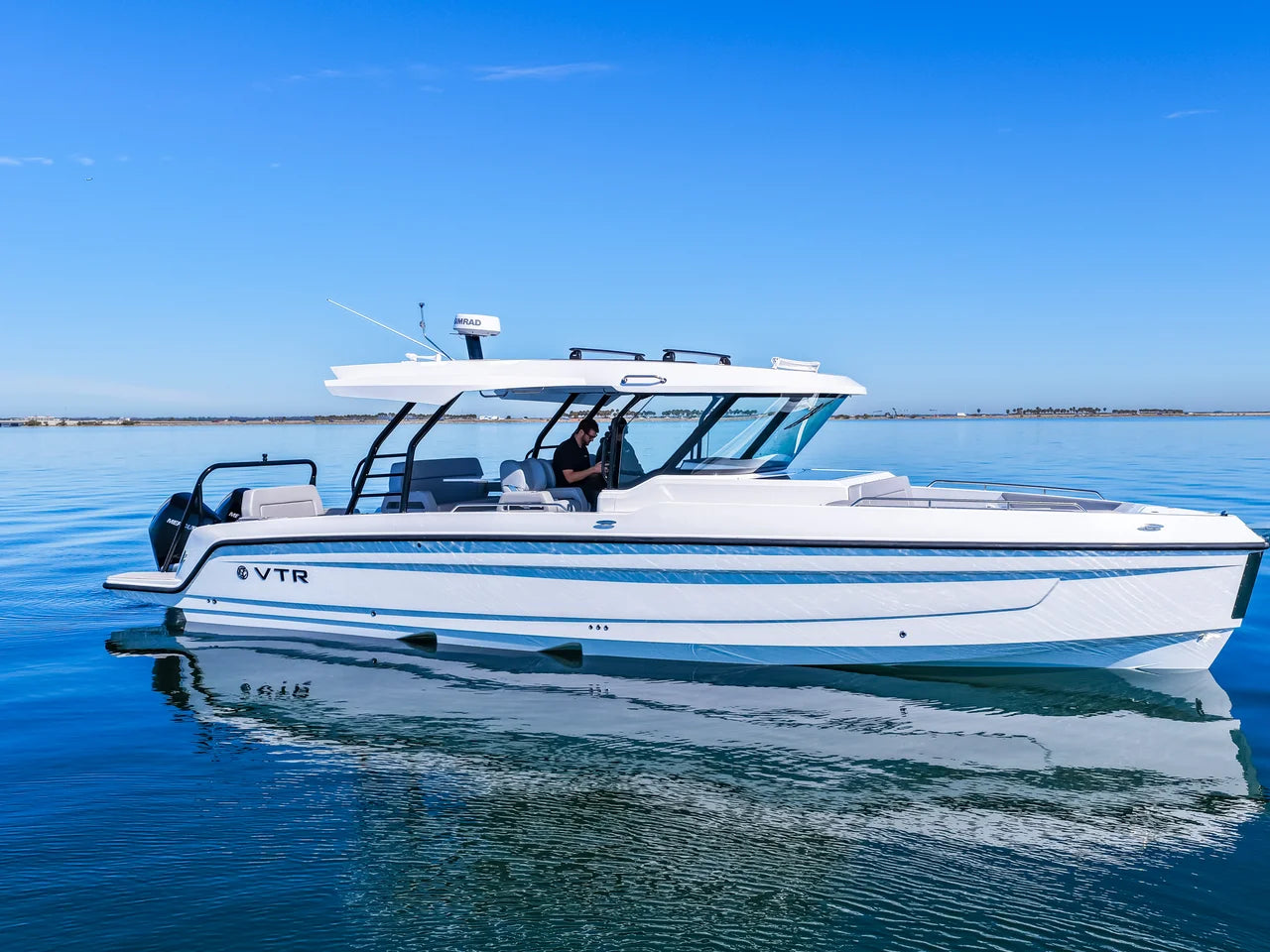 2026 Cruisers Yachts 38 VTR 38.0 feet, Clearwater, Florida #3