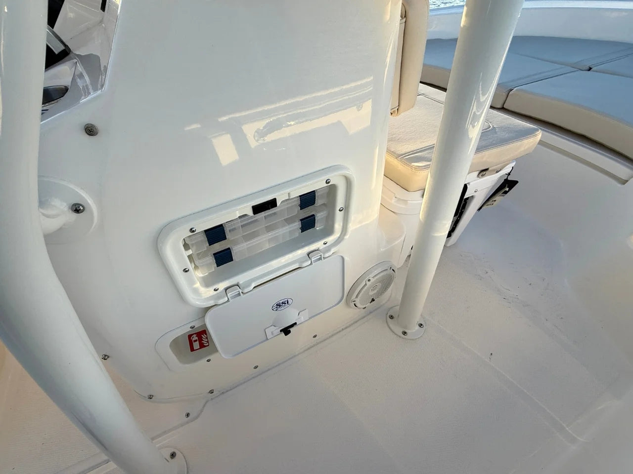 2026 Boston Whaler 190 Montauk 19.0 feet, Clearwater, Florida #18