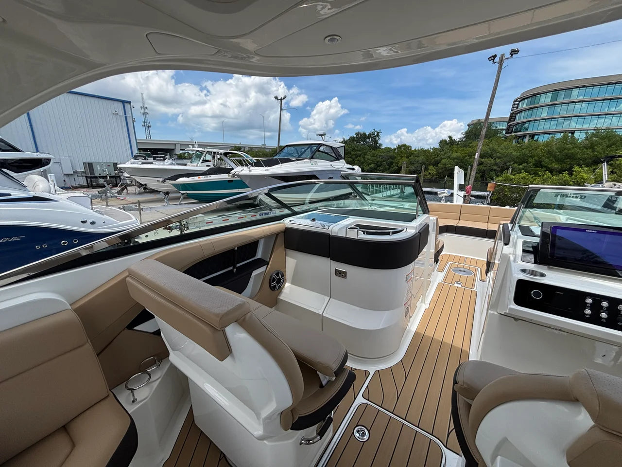 2026 Sea Ray SLX 310 Outboard 31.0 feet, Clearwater, Florida #18