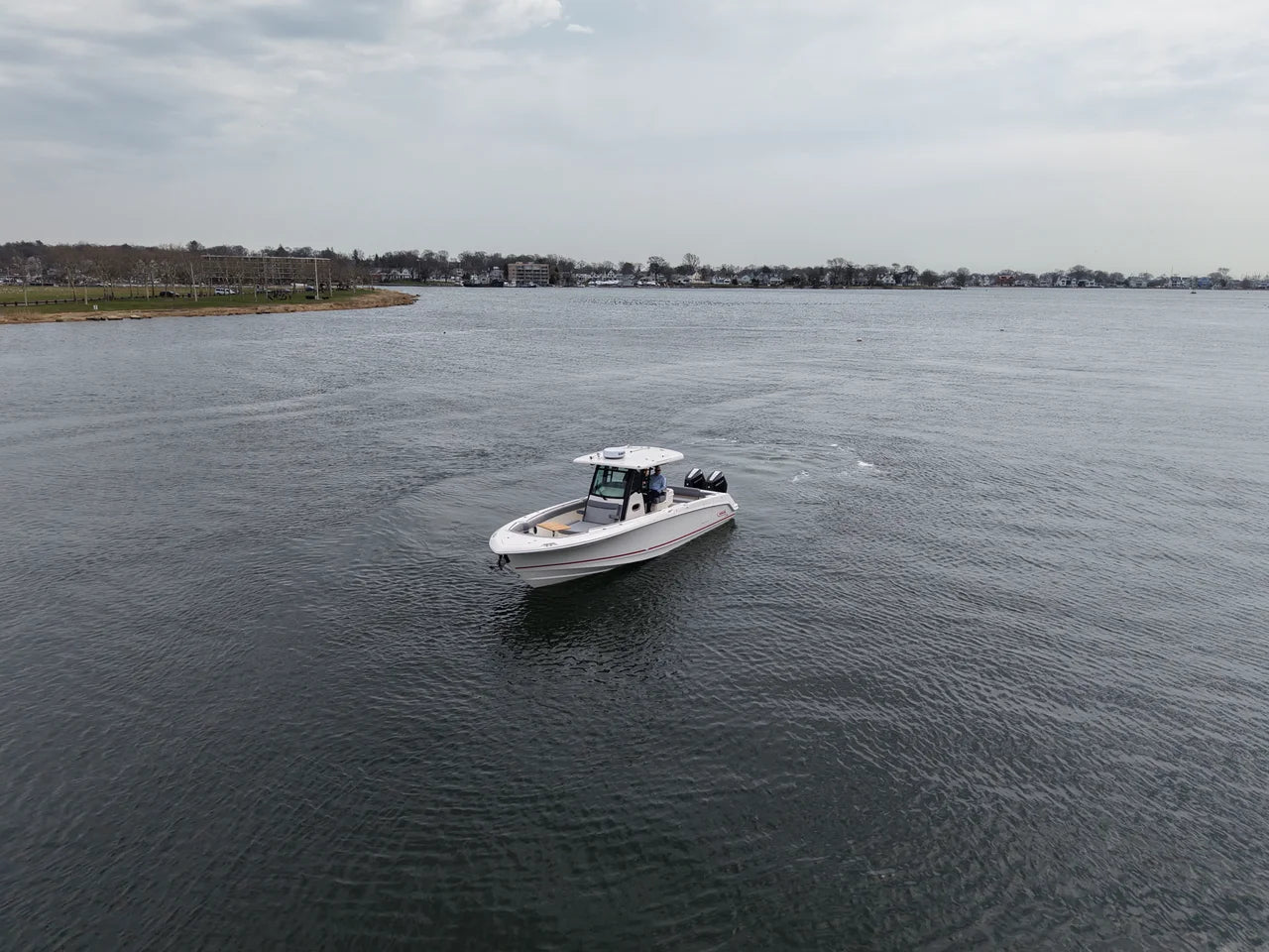2026 Boston Whaler 330 Outrage 33.0 feet, Clearwater, Florida #4
