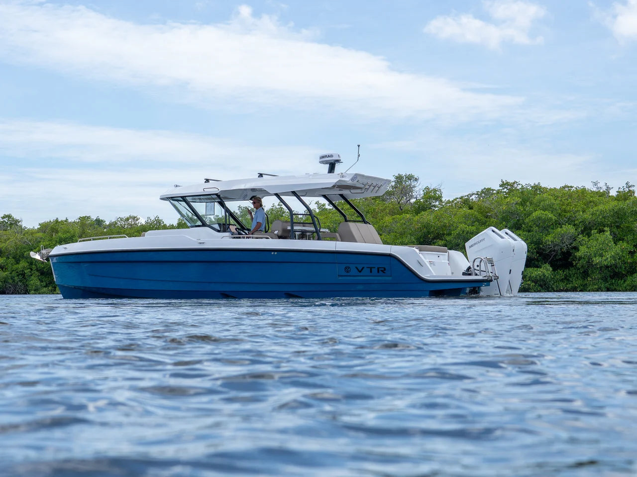 2026 Cruisers Yachts 38 VTR 38.0 feet, Clearwater, Florida #6