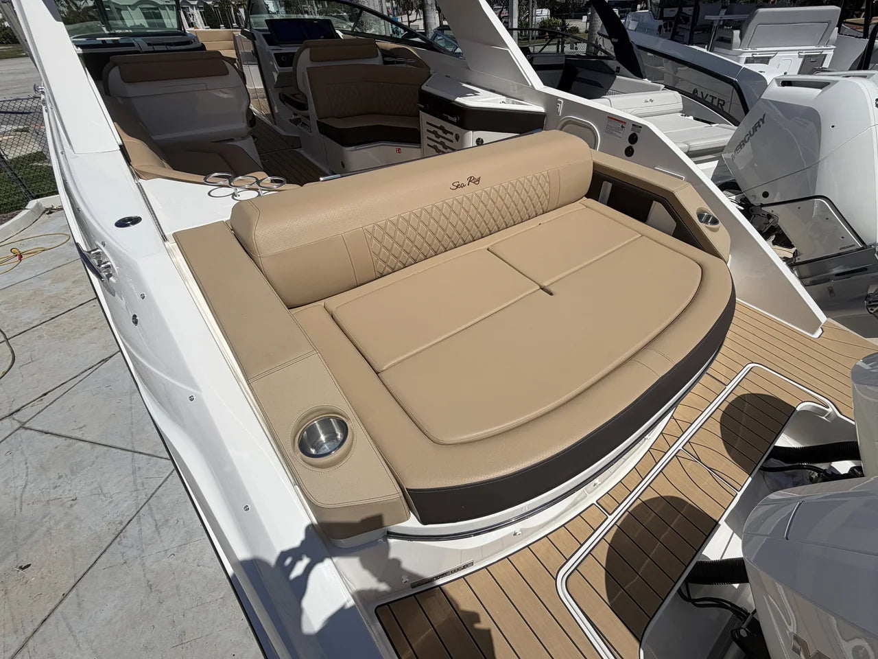 2026 Sea Ray SLX 310 Outboard 31.0 feet, Clearwater, Florida #11
