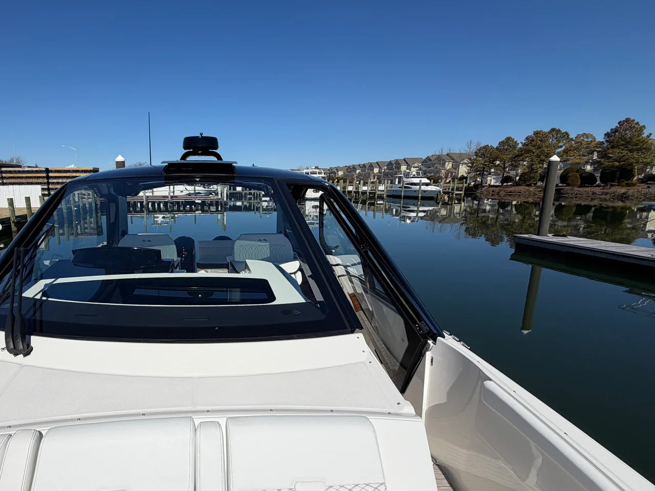 2026 Sea Ray Sundancer 370 Outboard 37.0 feet, Clearwater, Florida #32