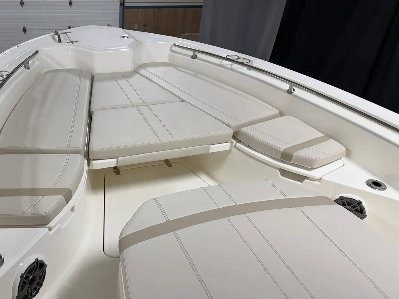 2026 Boston Whaler 280 Dauntless 28.0 feet, Clearwater, Florida #81