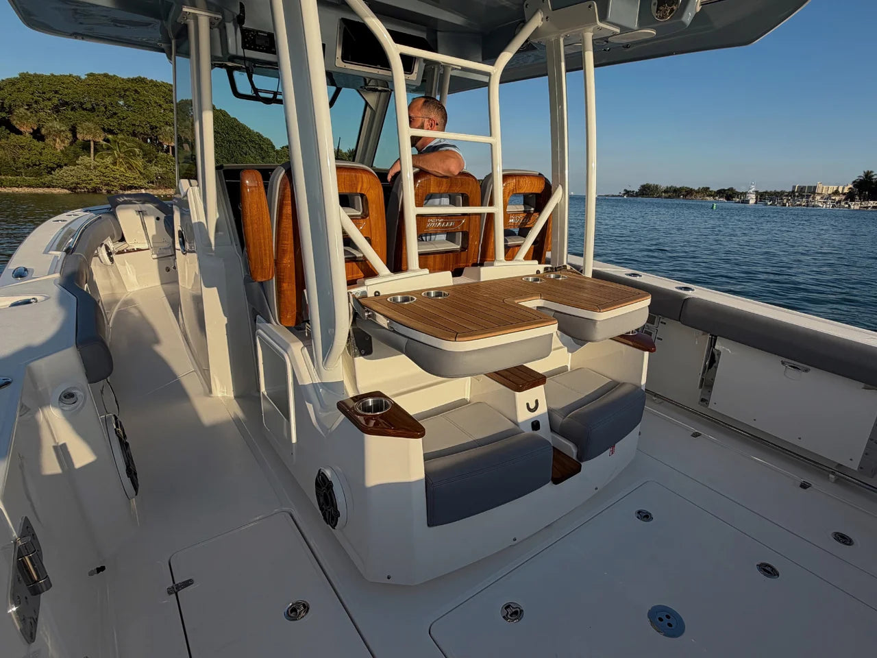 2026 Boston Whaler 360 Outrage 36.0 feet, Clearwater, Florida #14