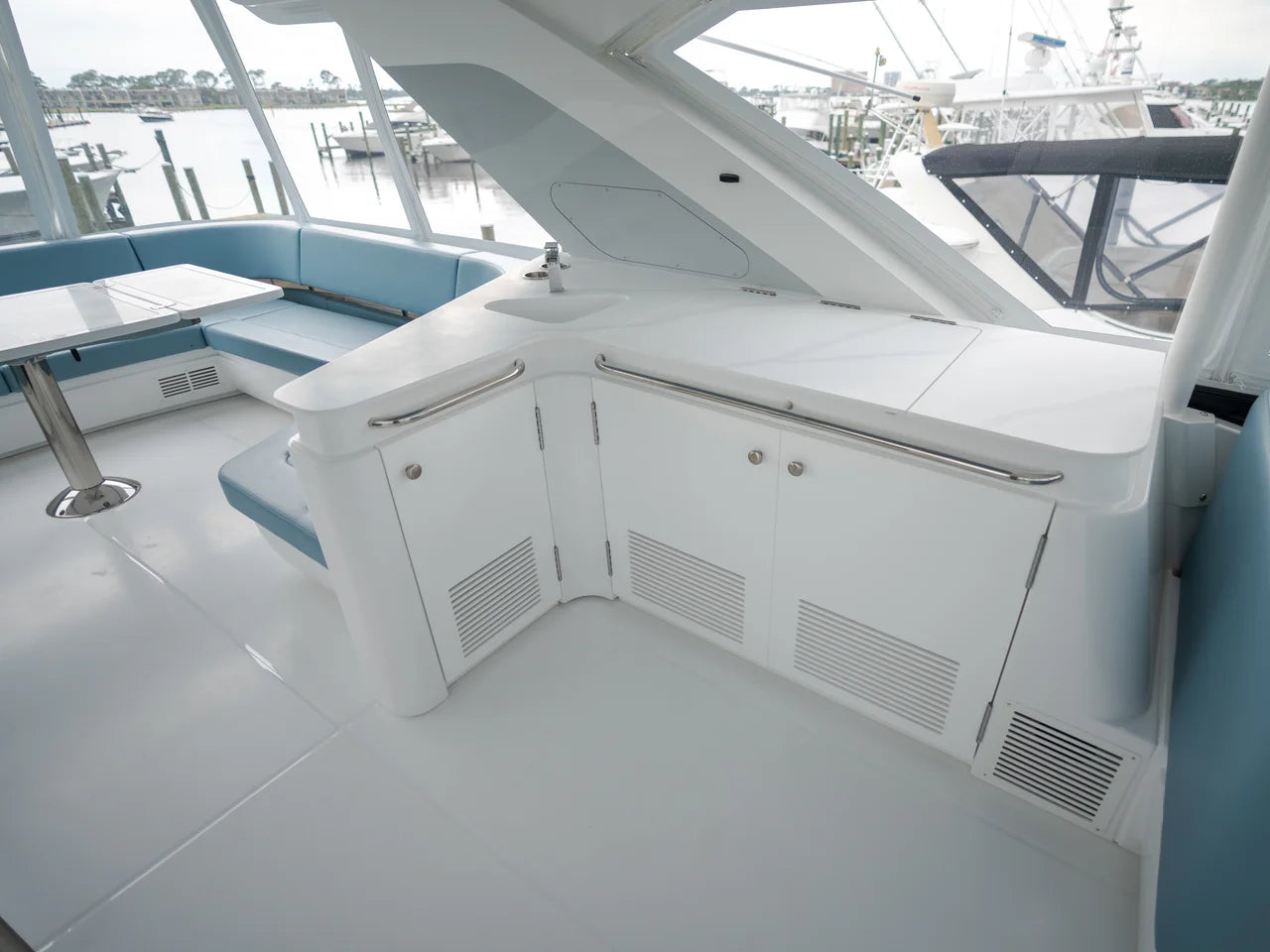 2026 Cruisers Yachts 57 FLY 57.0 feet, Clearwater, Florida #40