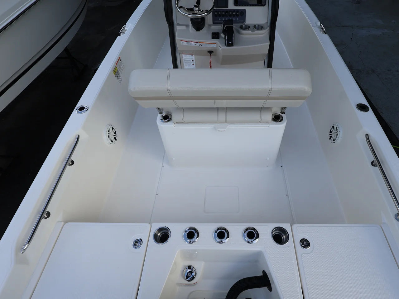 2026 Boston Whaler 220 Dauntless 22.0 feet, Clearwater, Florida #7