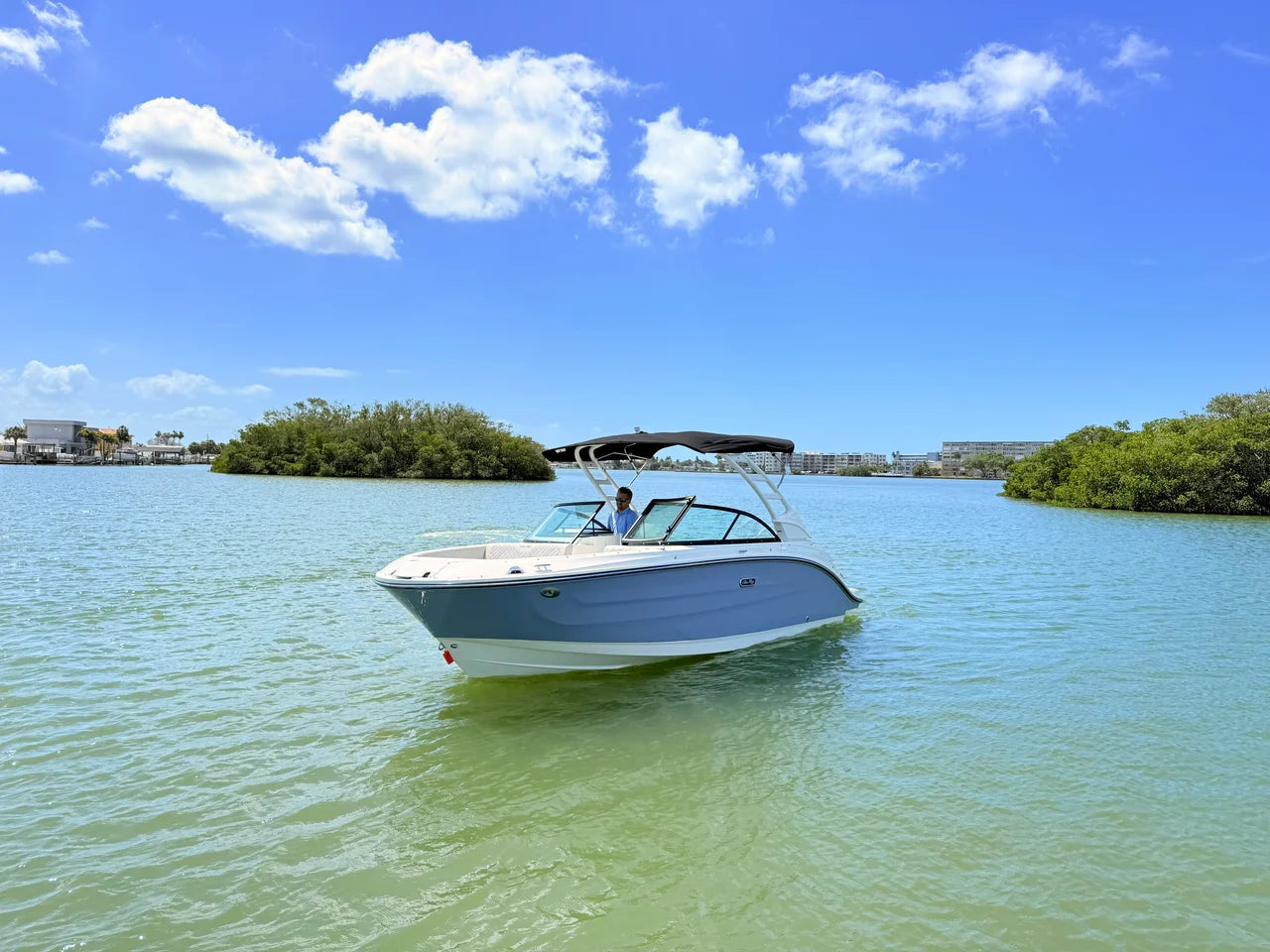2026 Sea Ray SDX 230 Outboard 23.0 feet, Clearwater, Florida #12