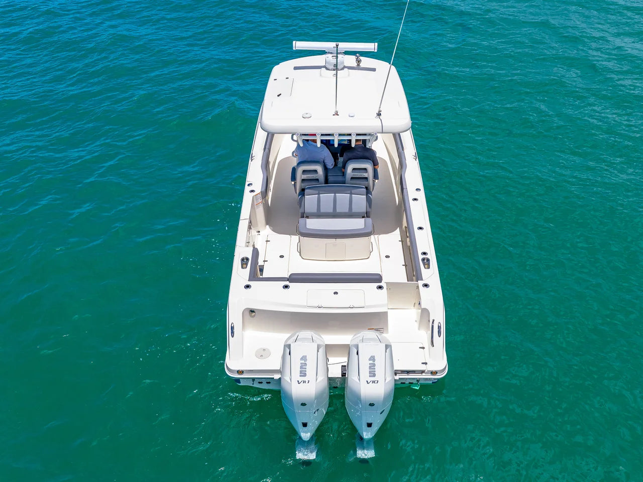 2026 Boston Whaler 330 Outrage 33.0 feet, Clearwater, Florida #12