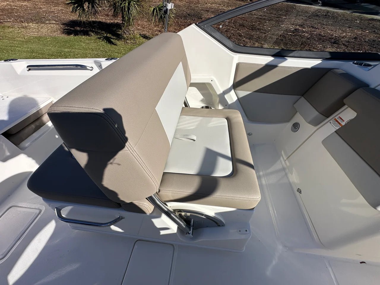 2025 Boston Whaler 210 Vantage 21.0 feet, Clearwater, Florida #21