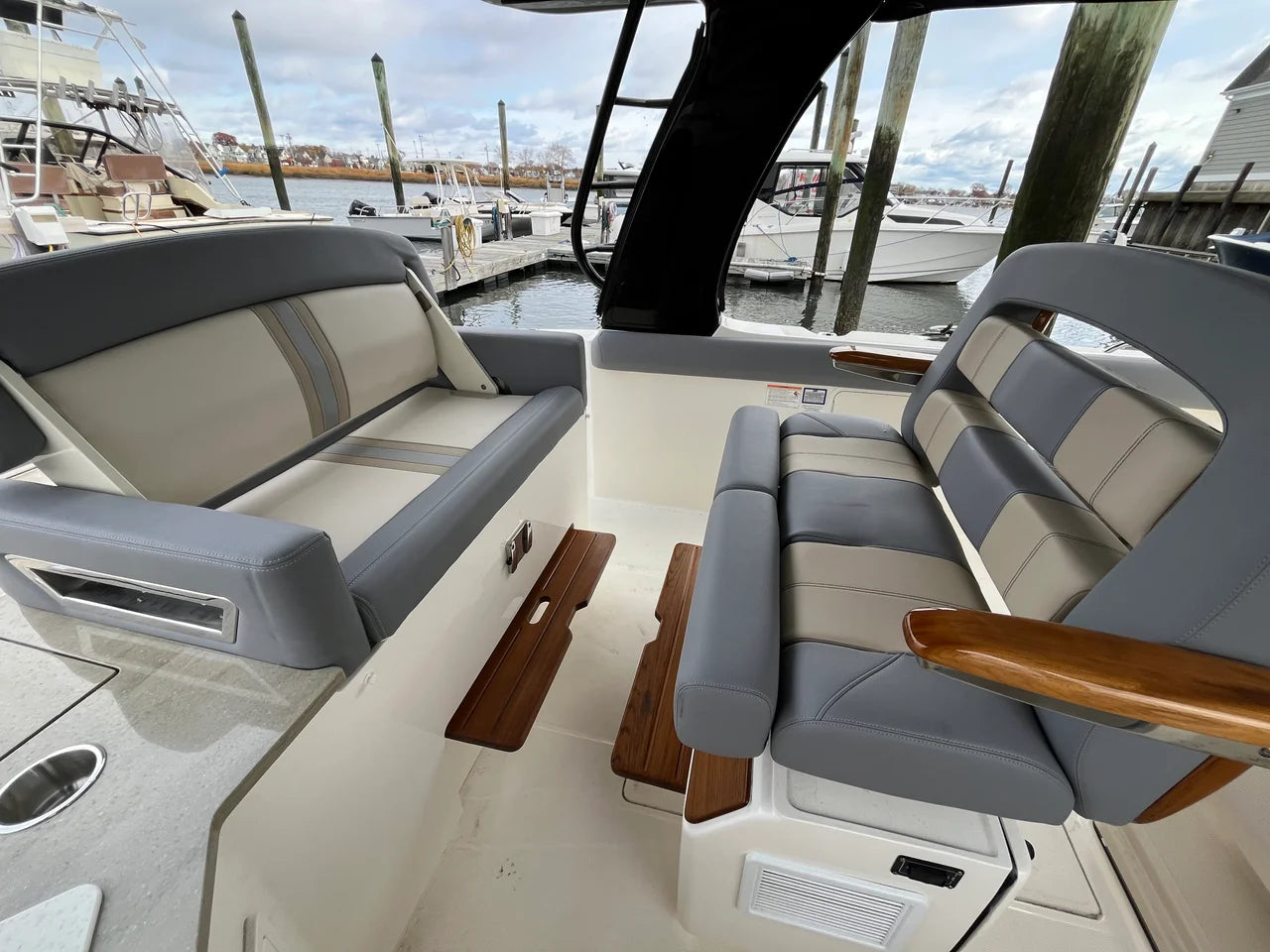 2026 Boston Whaler 350 Realm 35.0 feet, Clearwater, Florida #29